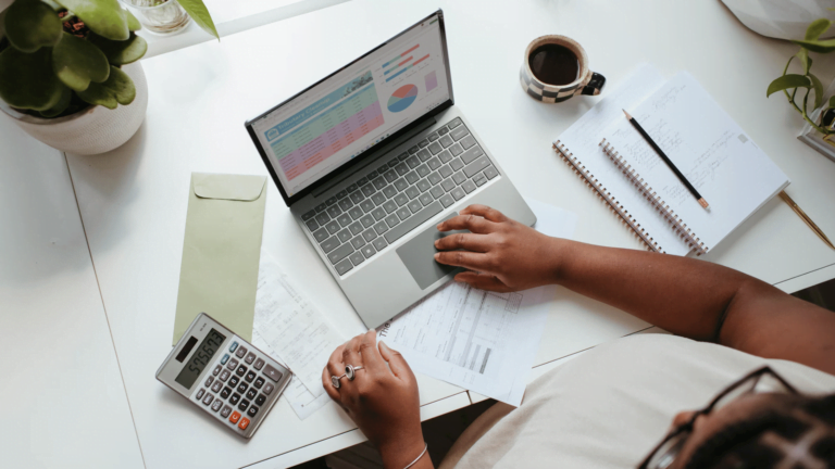 5 AI Marketing Tools for Small Business Owners That Make Life Easier